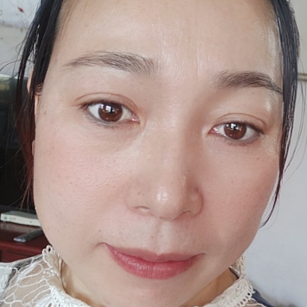 百褶裙不解的的照片