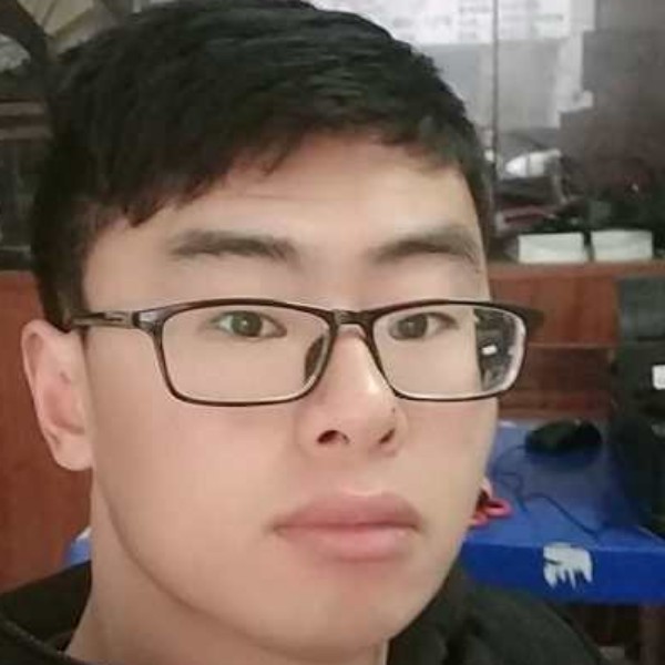 外向方流岚的照片