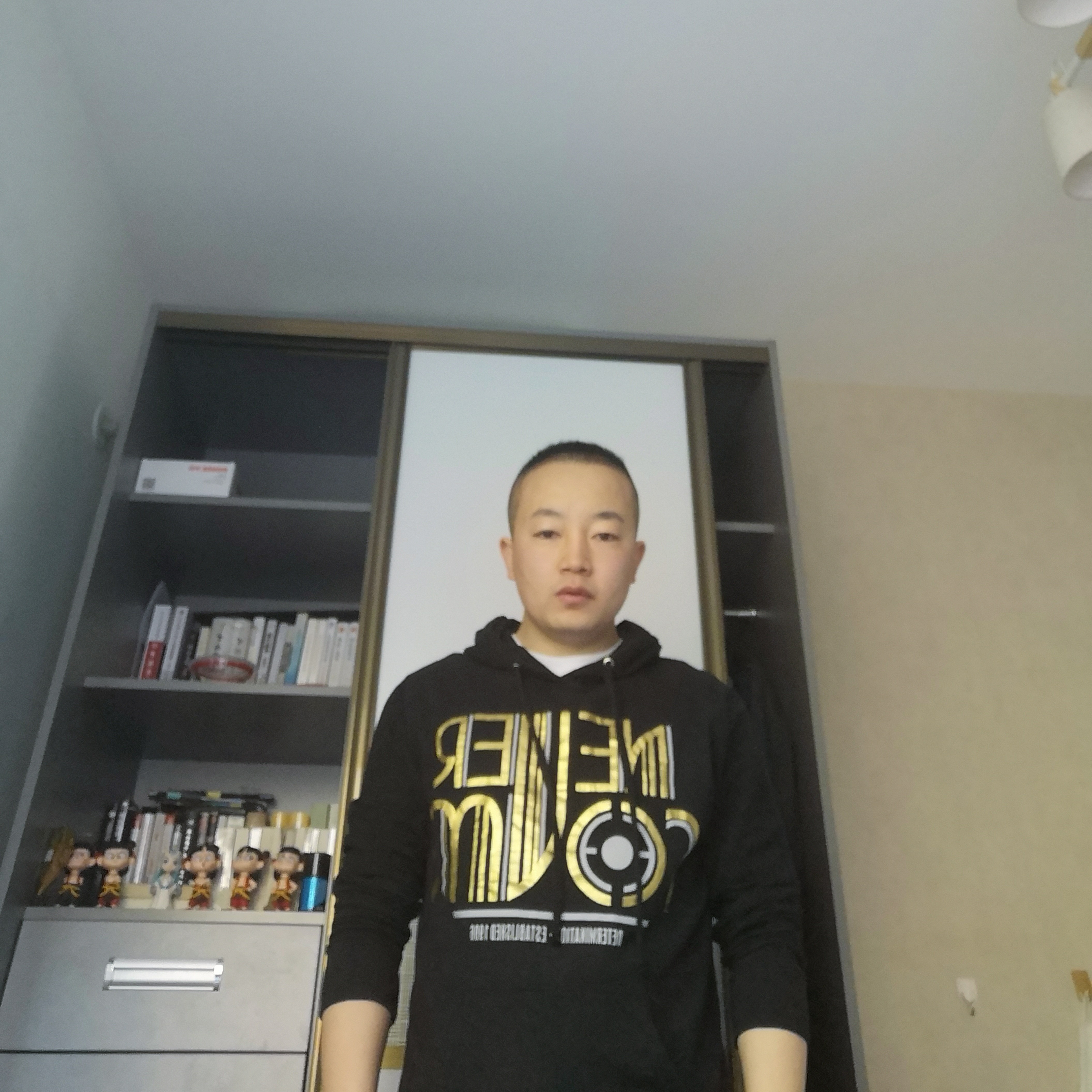 贺星1的照片