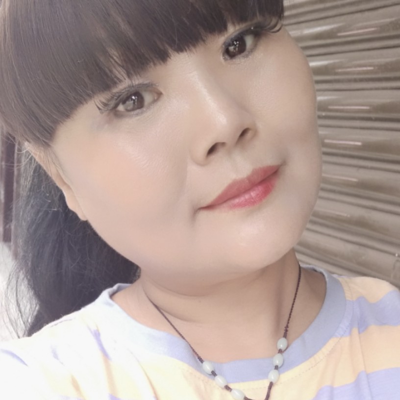 沉静愿离歌的照片