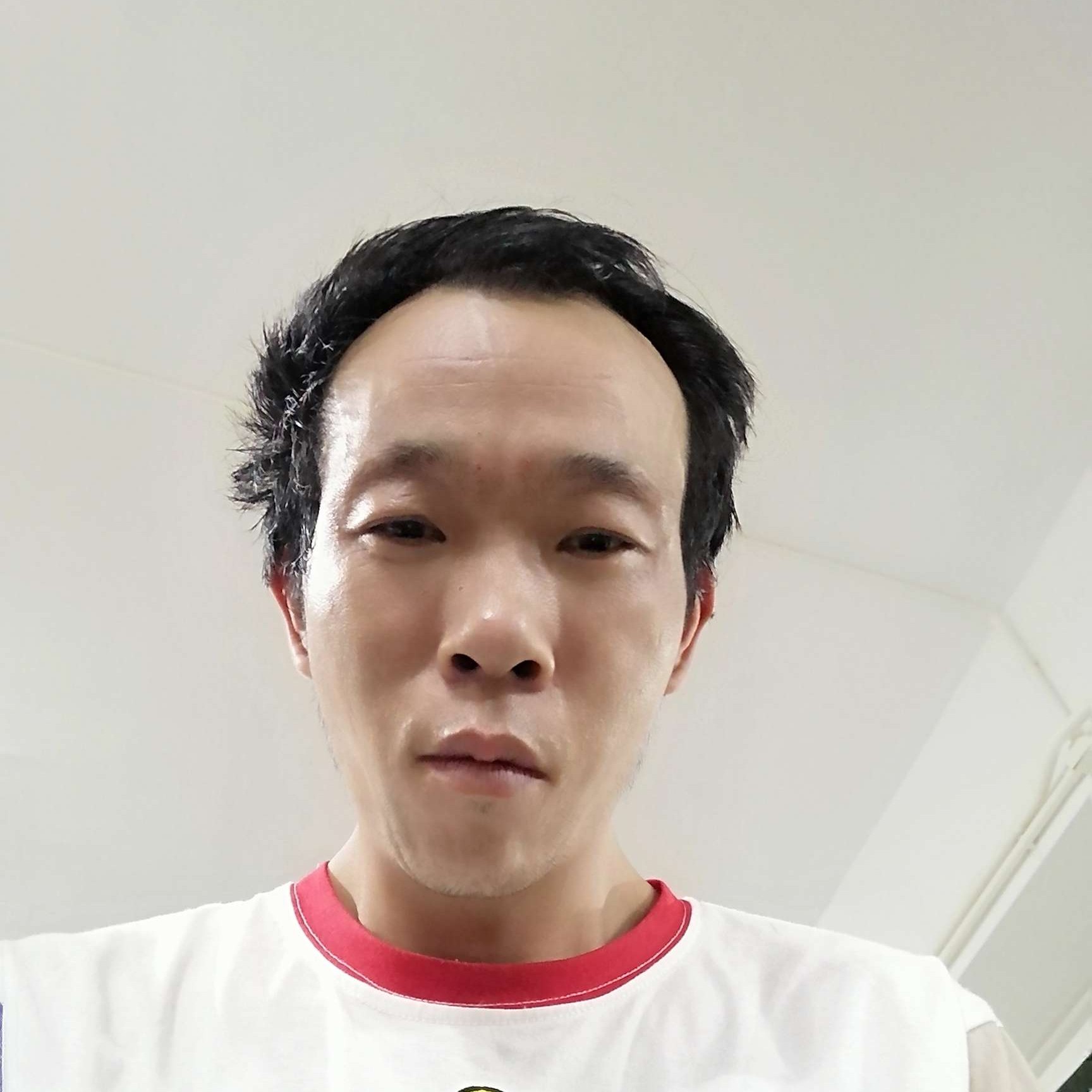 负责吃醋蜗牛的照片