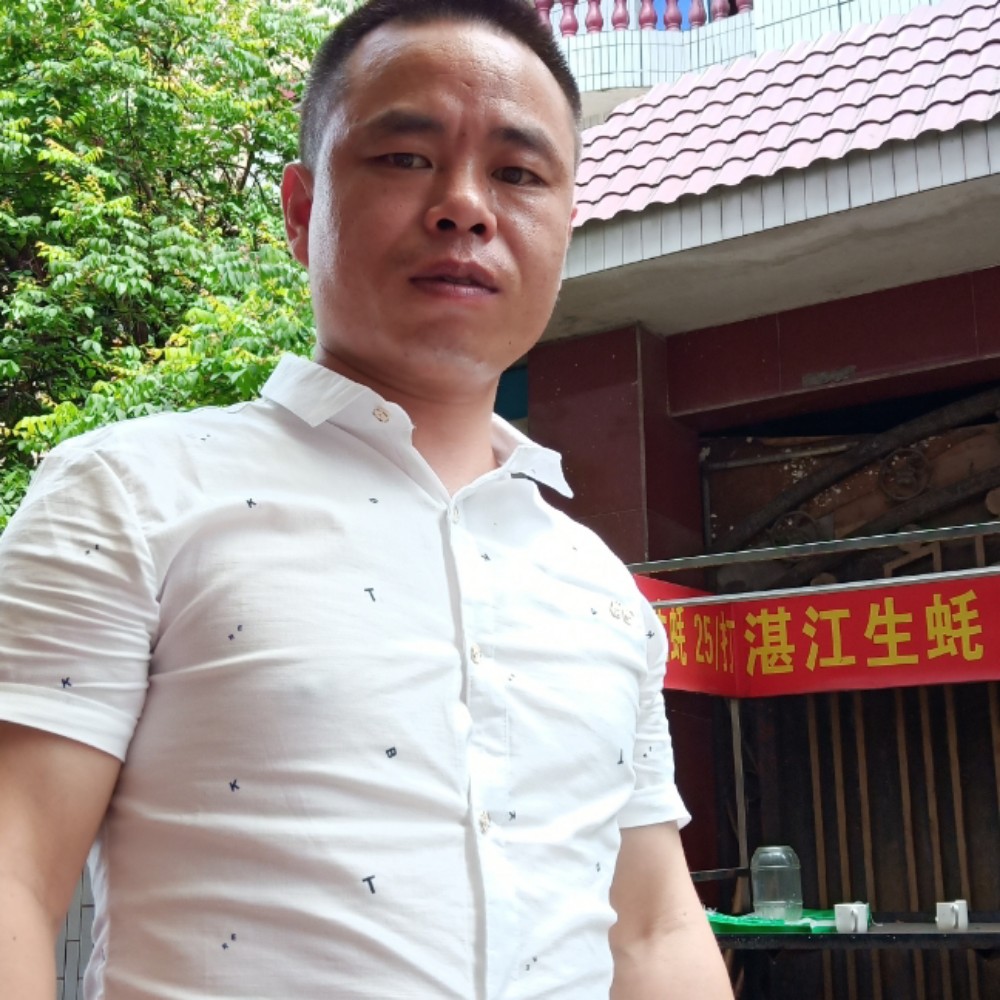 凉城正直的照片