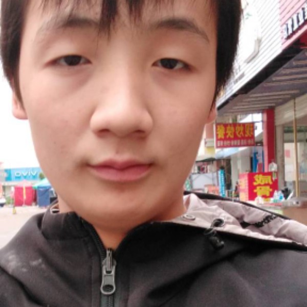 董清豪的照片