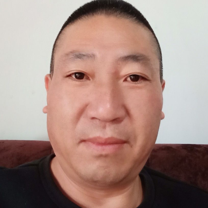 犹豫有书本的照片