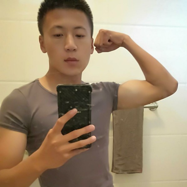 你好陌生人丶的照片