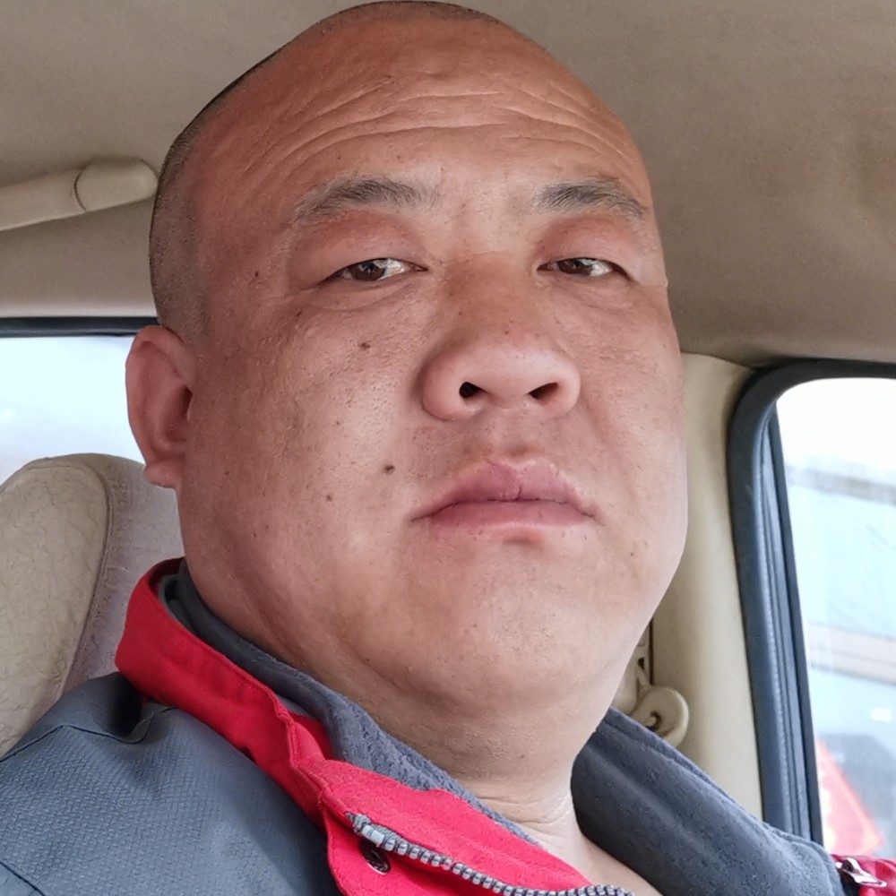 忧伤回首板栗的照片
