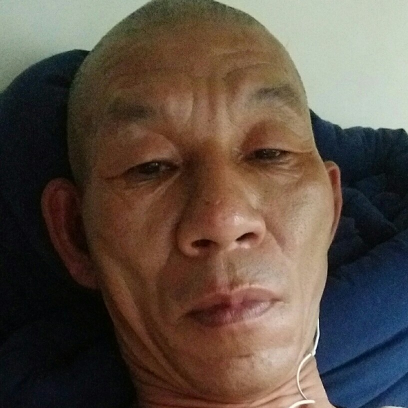 星月打帅气的照片