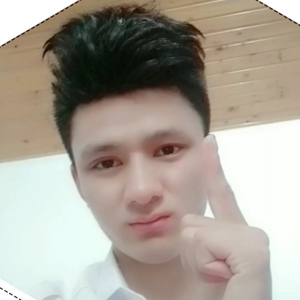 君临꧁༺小༒辉辉的照片
