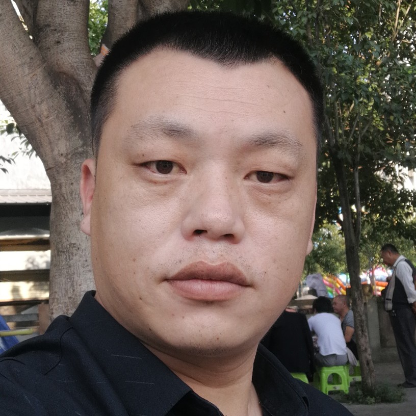 凉水哥哥的照片