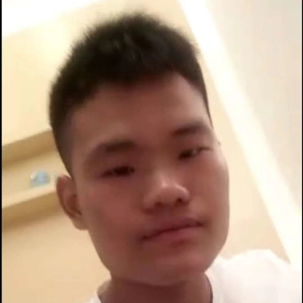 哭泣浅吻雨的照片
