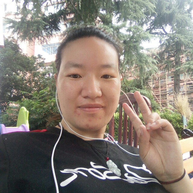 尘宵就活泼的照片