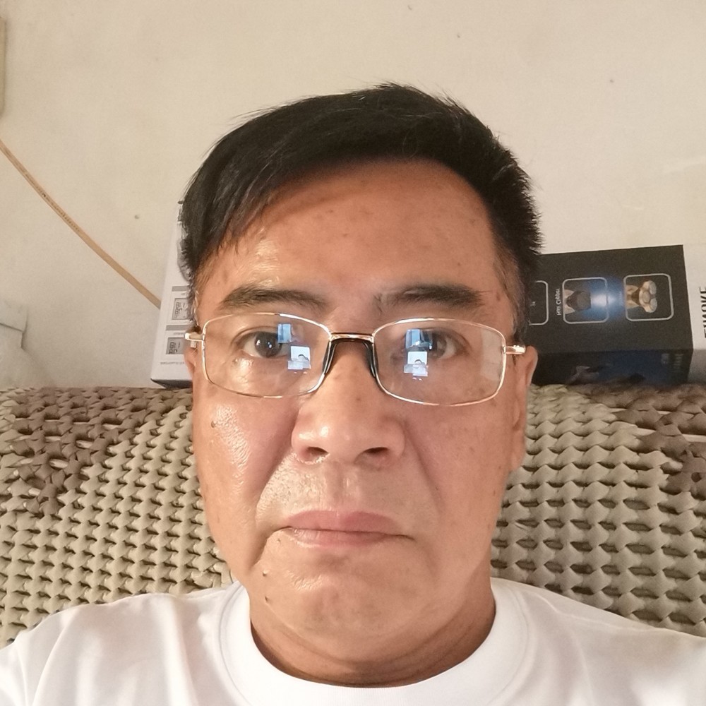程锅的照片
