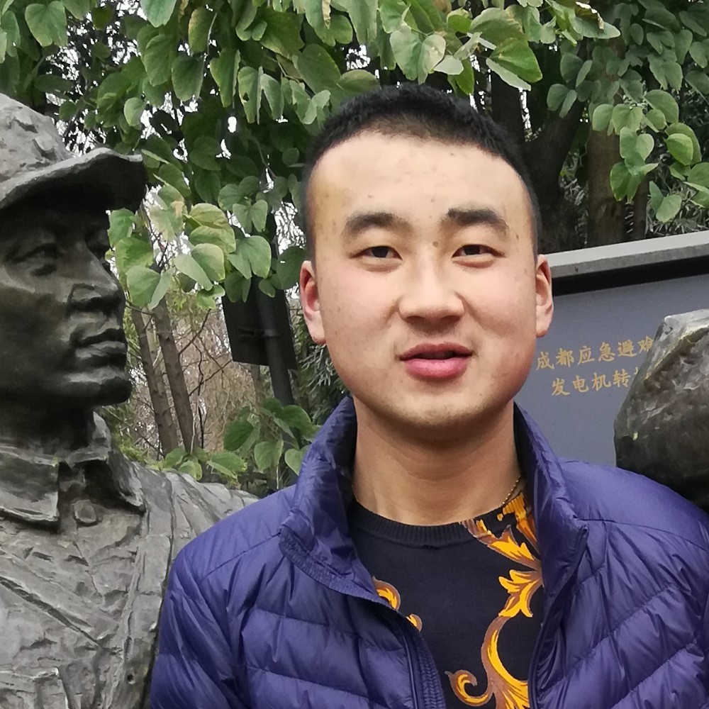 向杰的照片