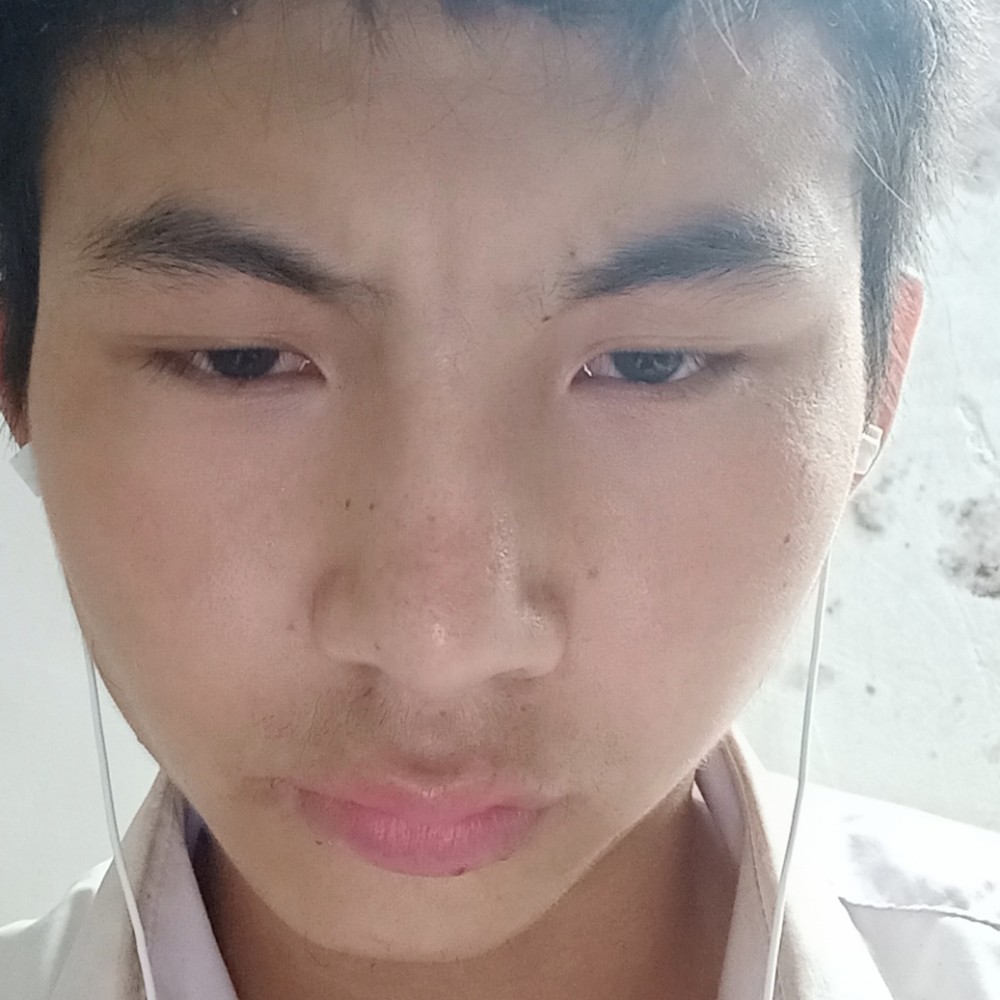 白开水爱诚心的照片