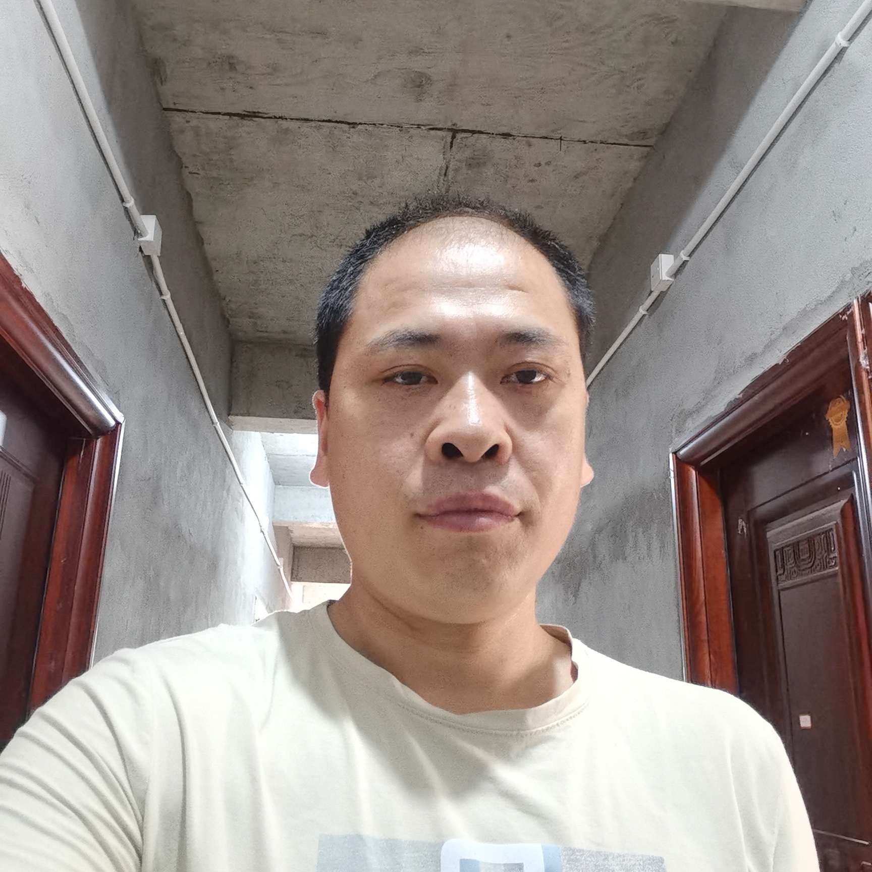 单身等于毛衣的照片