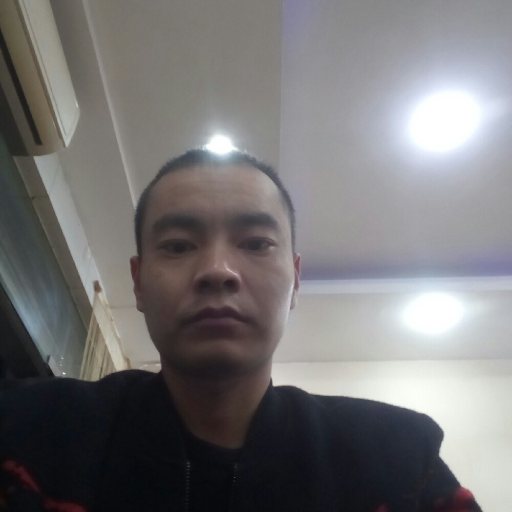 简单拾忆黑裤的照片