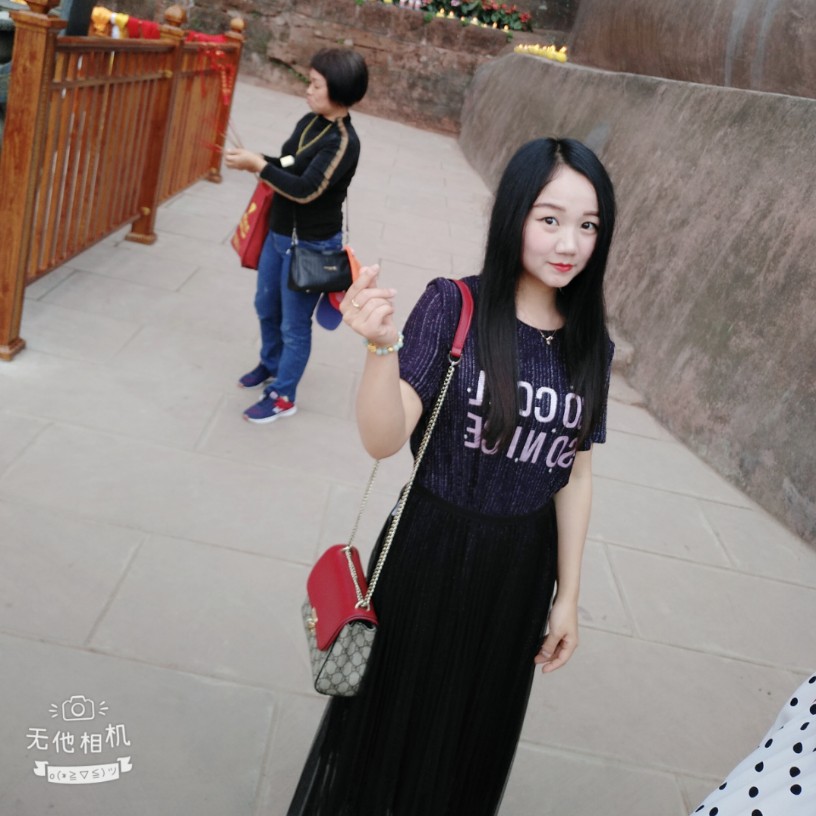 旧人。。。。的照片