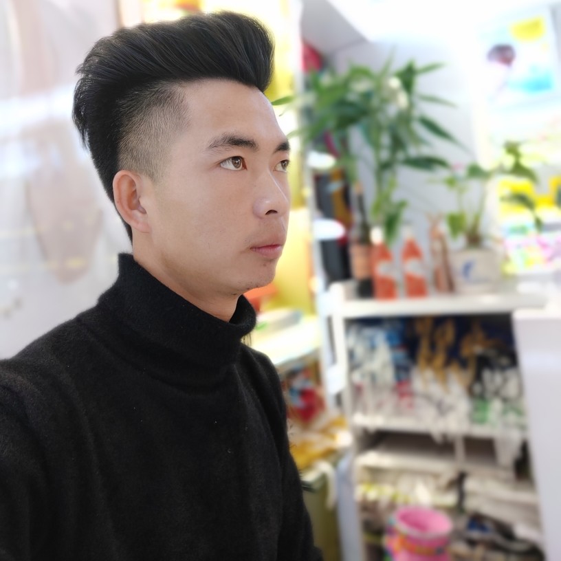尘宵多么拉长的照片