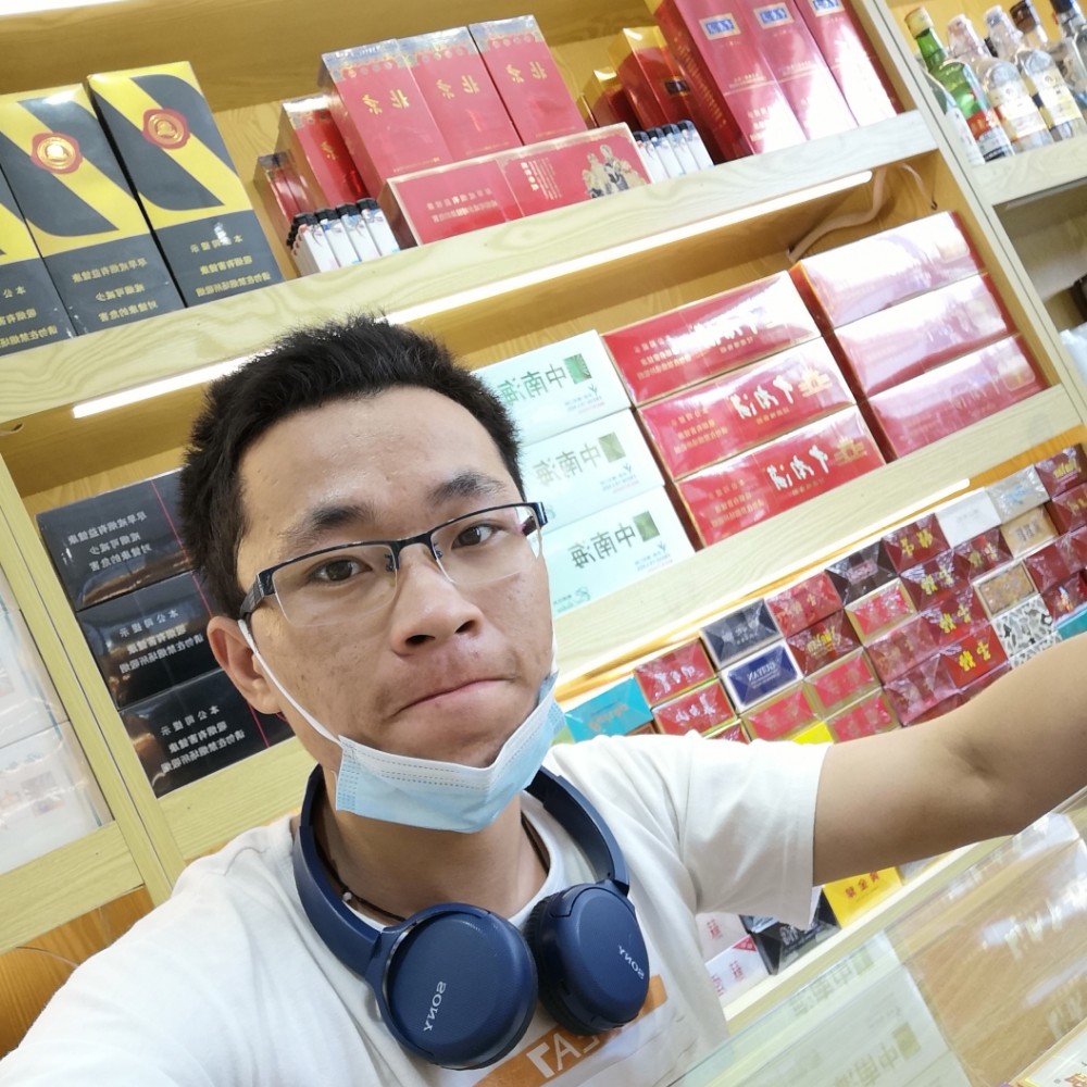 怡然泪了书包的照片