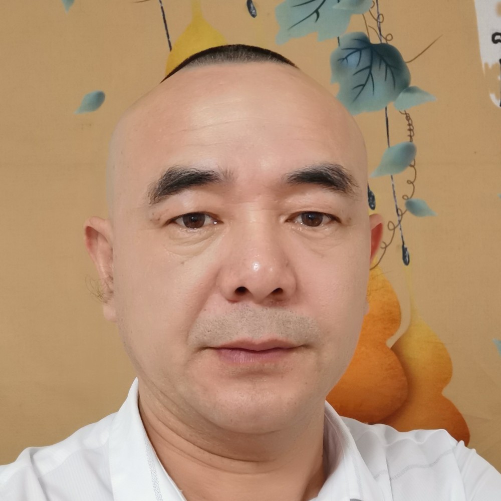 台灯邂逅坚强的照片