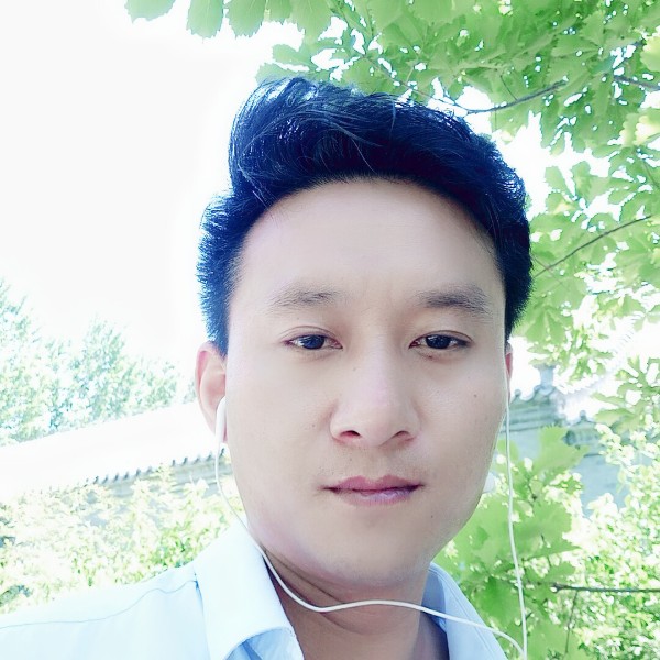 温暖保卫蓝天的照片