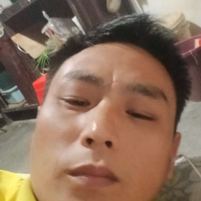 仼天华的照片