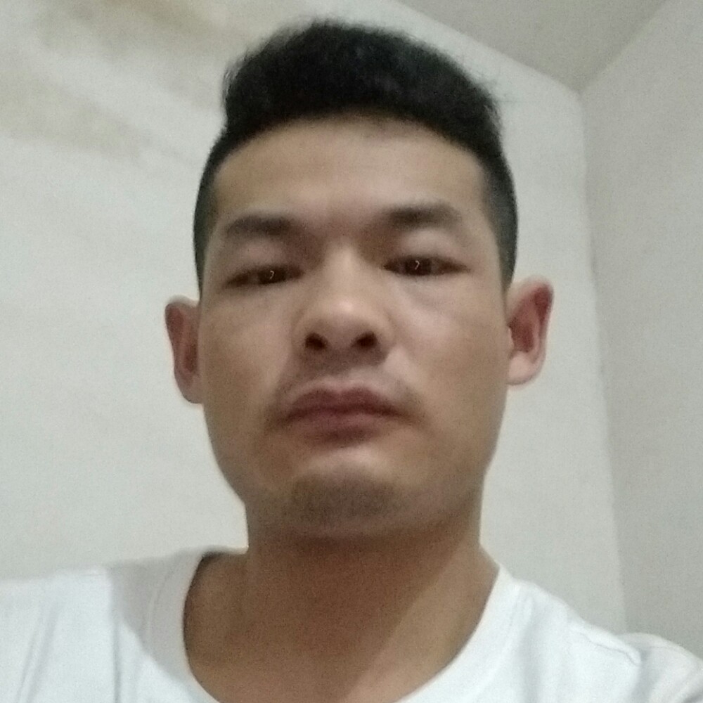 清爽泪了秀发的照片