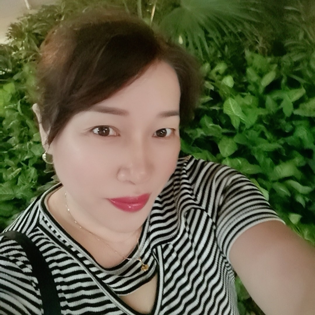 端庄泪了兮颜的照片