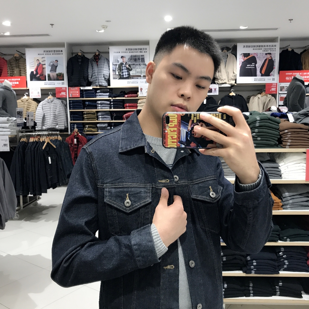 u2105741的照片