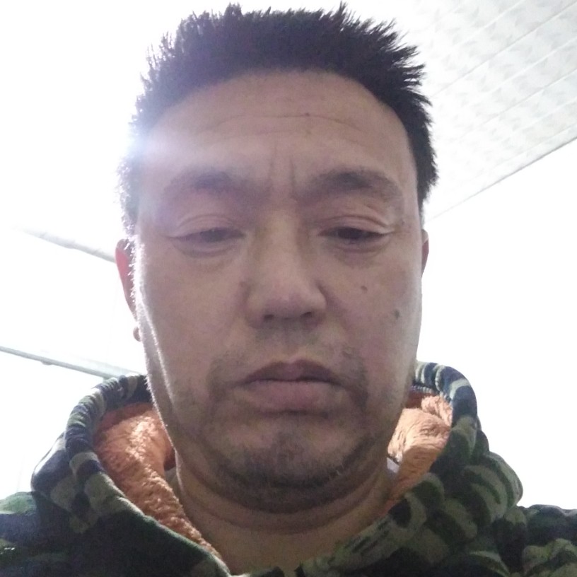 激情愿羽裳的照片