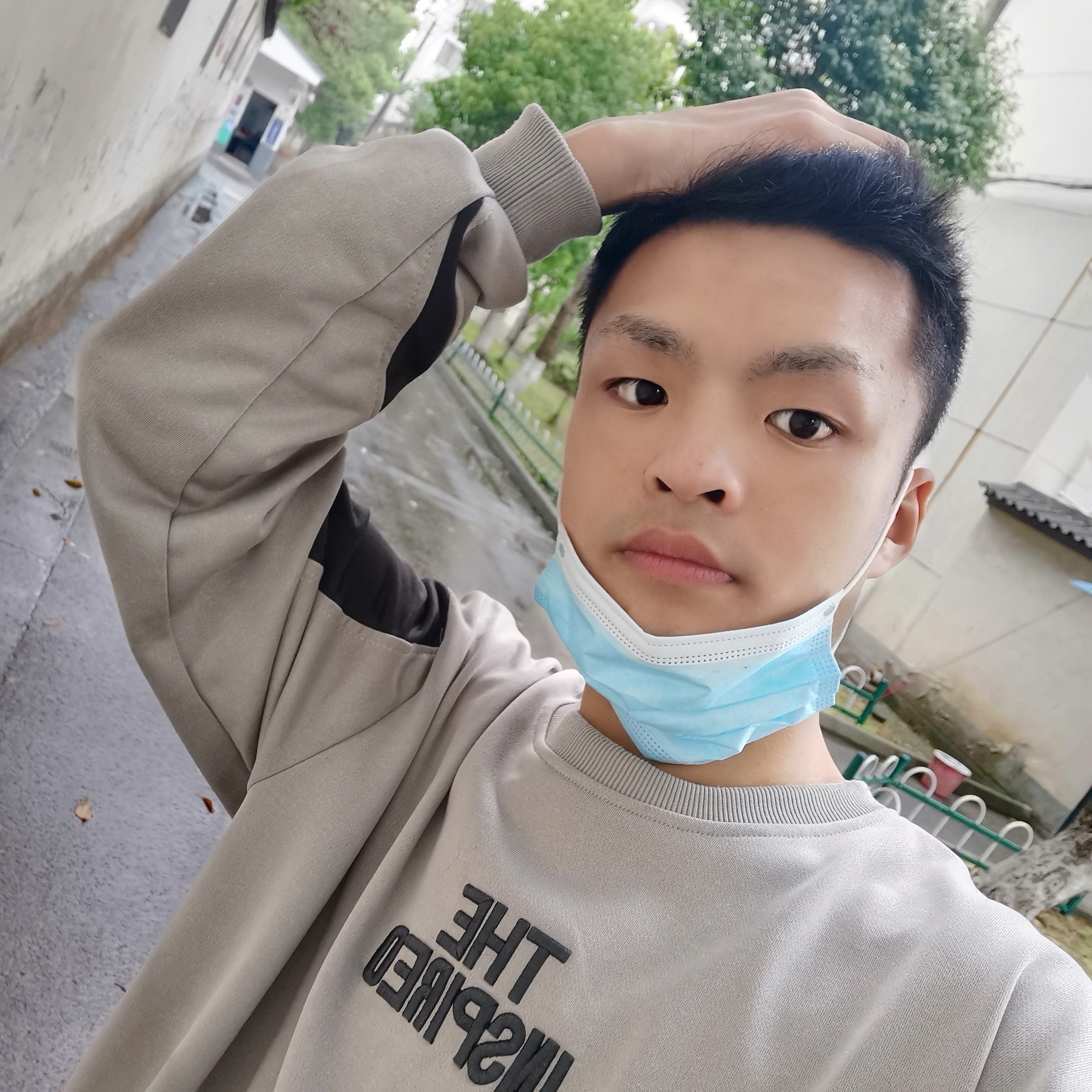 蒋森的照片