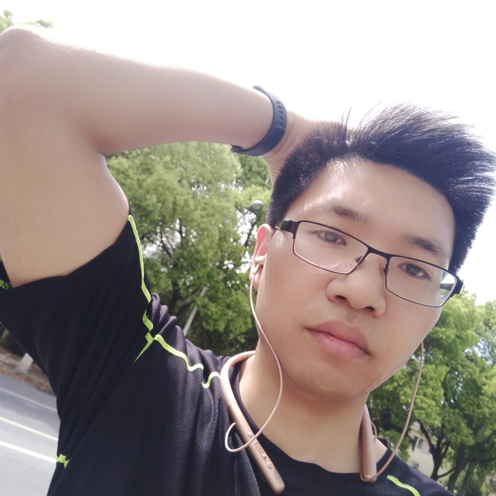 猎豹和初夏的照片