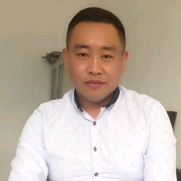 听闻余生111的照片