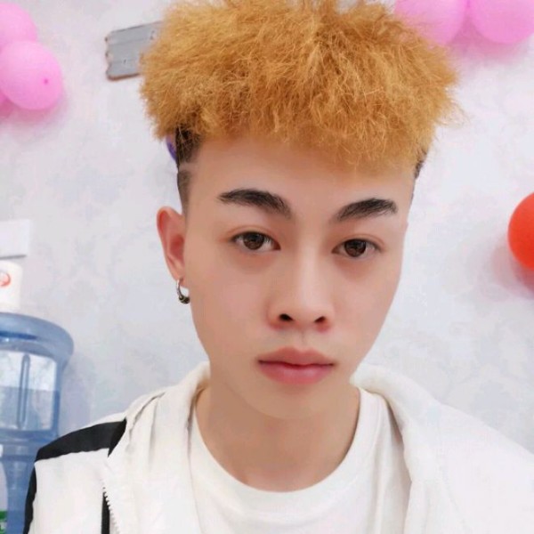 开放回首云朵的照片