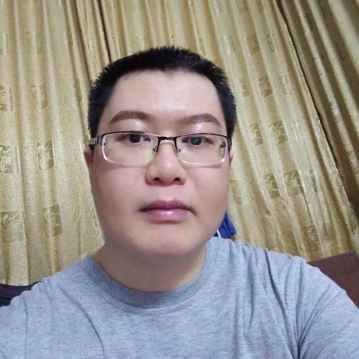 恋爱深秋的照片