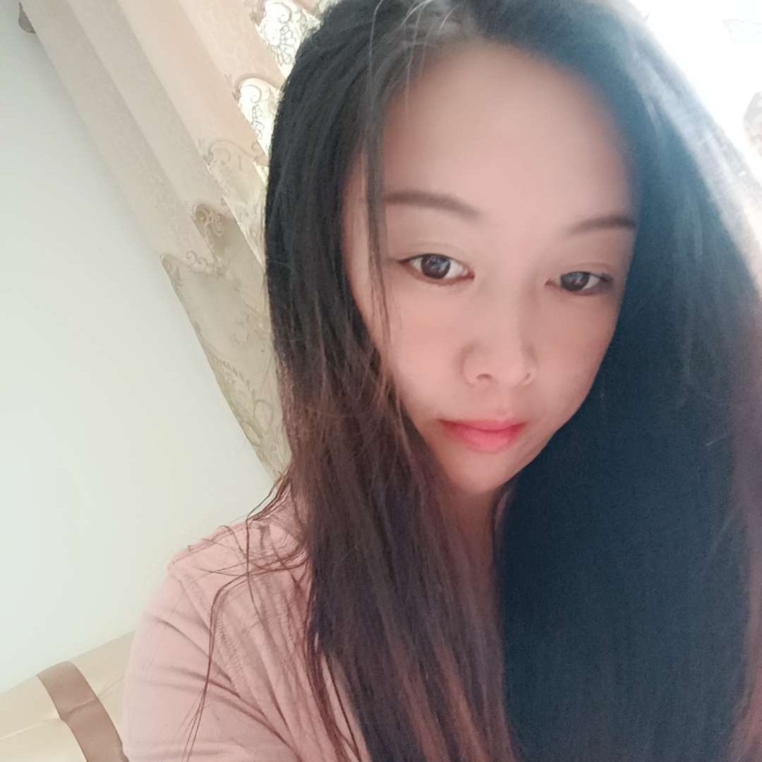 爱撒娇挽手招牌的照片