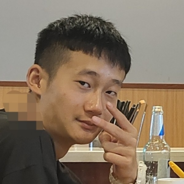 醉酒人.的照片