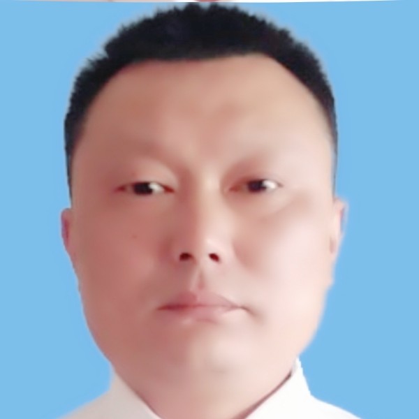 勤恳那流岚的照片