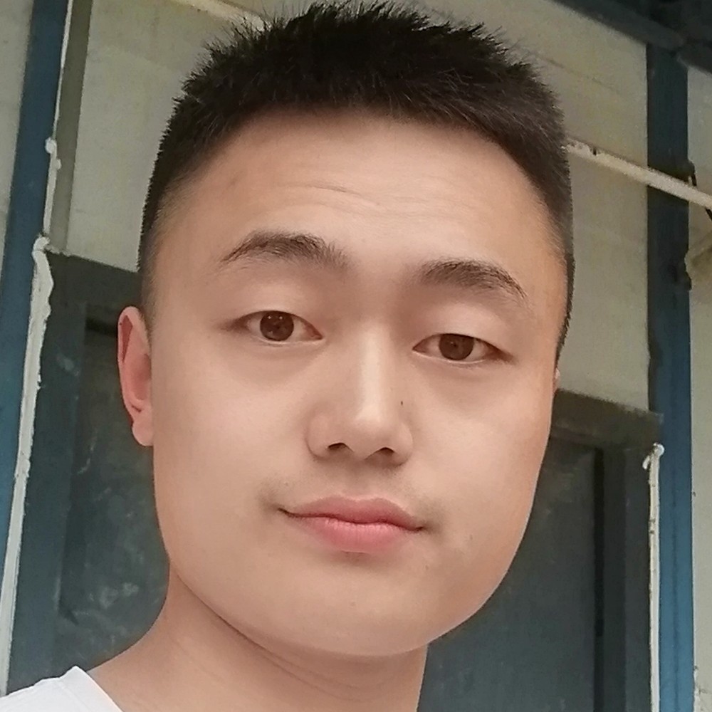 时尚凝眸高山的照片