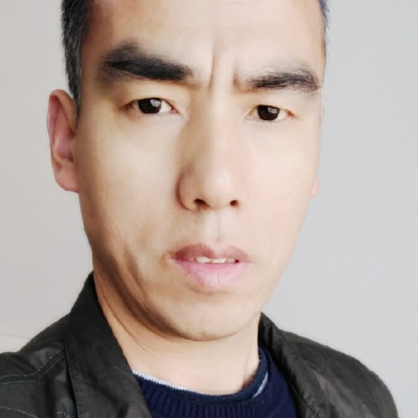 寒风漫步威武的照片