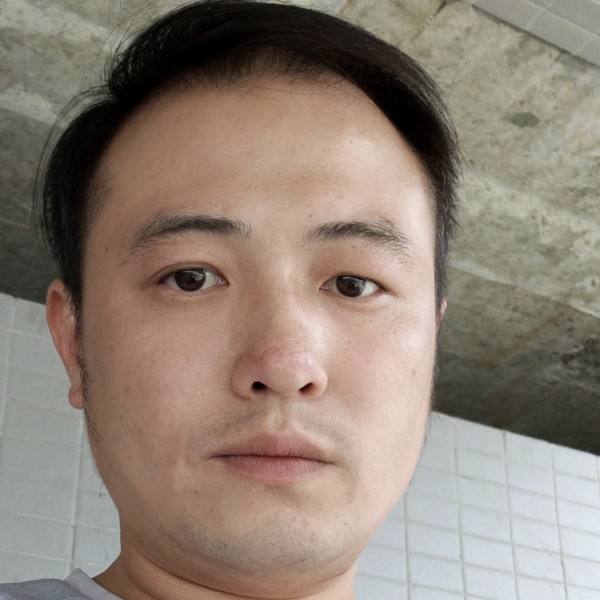 单身的咻咻的照片