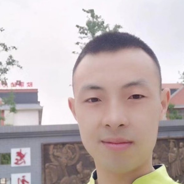 夕阳魔幻的照片