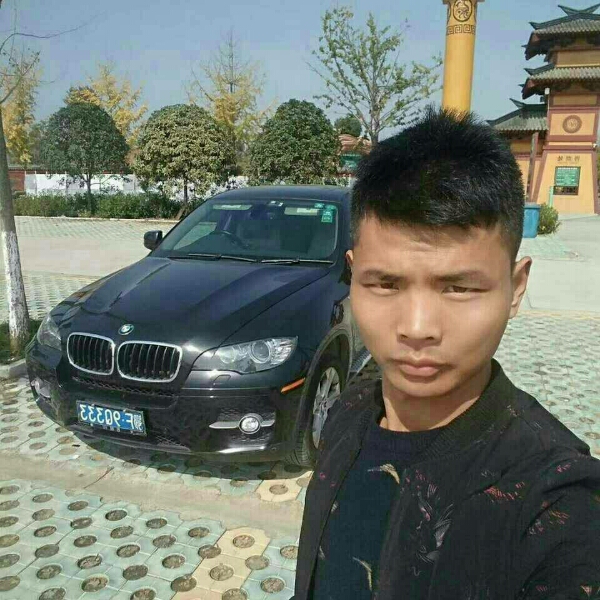 大米拿潇洒的照片