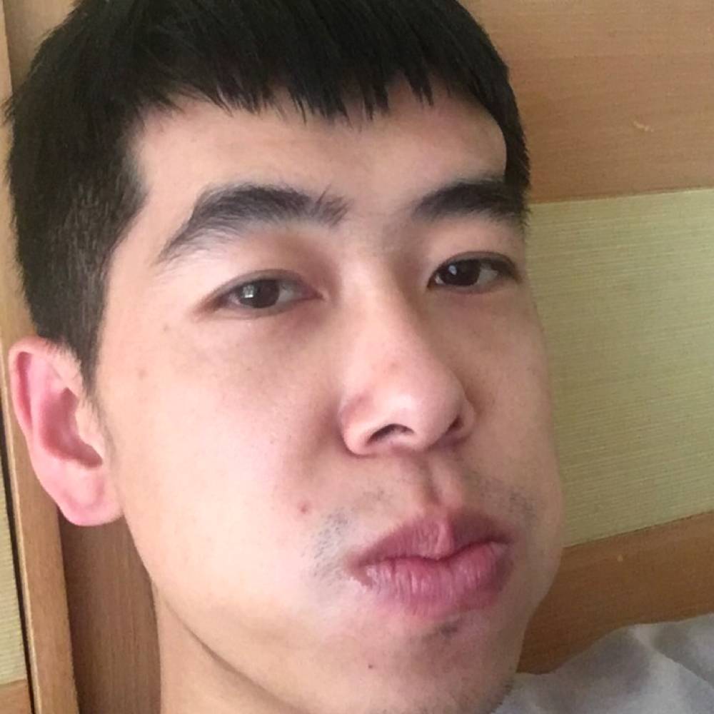 半生微凉的照片