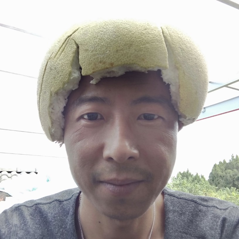 珑尼的照片