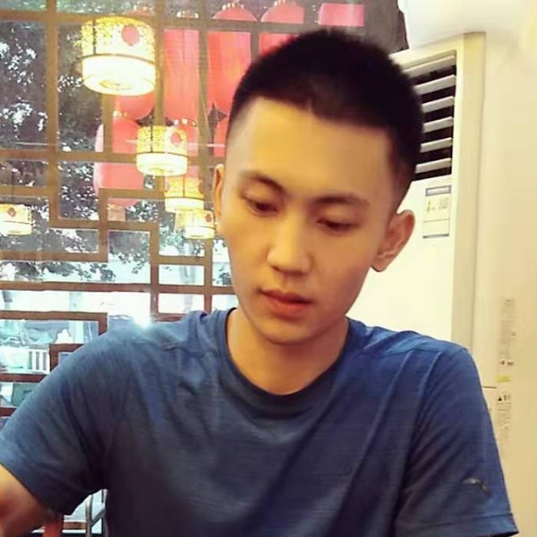 A00广告梁进的照片