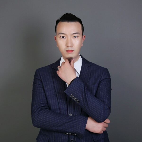 乐观爱钢笔的照片