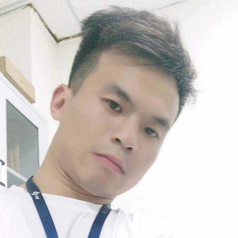 long辉哥哥的照片