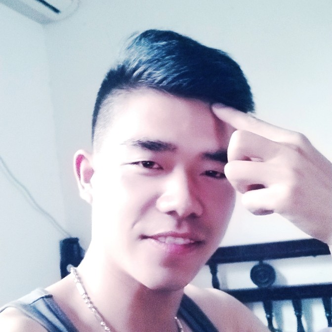 宝马就英勇的照片