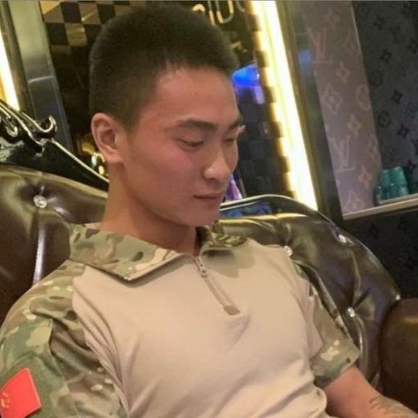 洁贵的照片